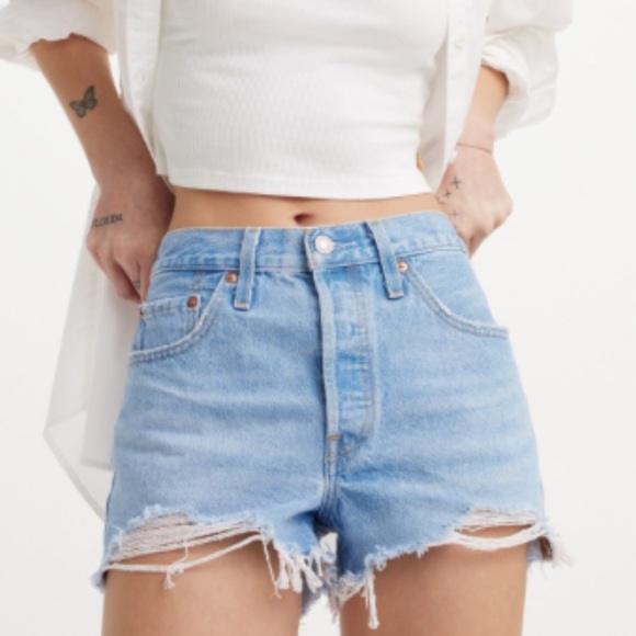 Levi’s 501 denim shorts - Picture 3 of 4